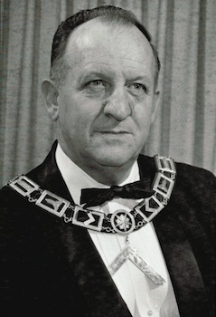 1970FrancisDressell.jpg